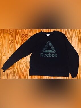 Women’s Reebok Pullover Sweater - Solid Black Logo Crew Neck W/ Pockets, Size M